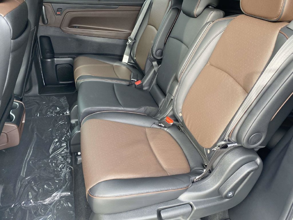 New 2027 Honda Odyssey Elite image 10