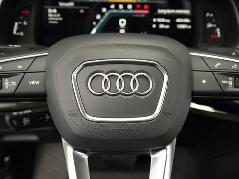 Used 2023 Audi Q7 3.0T Prestige AWD/4WD image 35