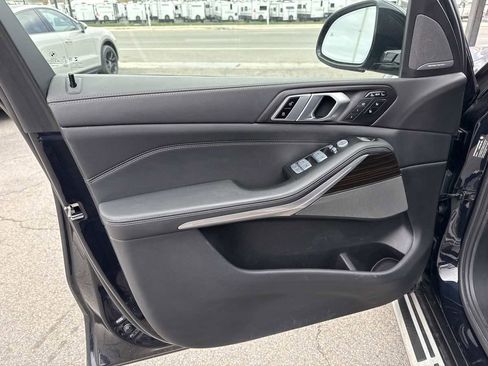 Used 2023 BMW X7 xDrive40i w/ Executive Package image 12