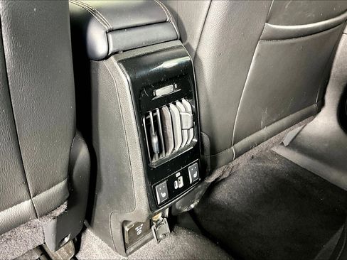 Used 2022 Jeep Compass Limited w/ Elite Group AWD/4WD image 10