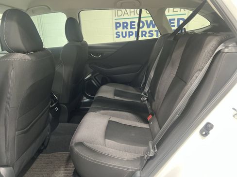 Used 2025 Subaru Outback Premium AWD/4WD image 21