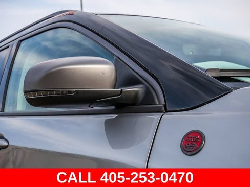 Used 2022 Jeep Compass Trailhawk AWD/4WD image 10