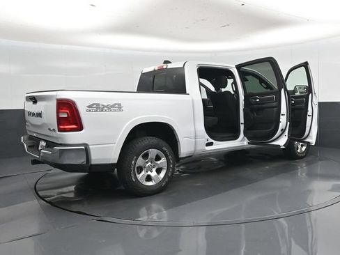 Used 2025 RAM 1500 Big Horn AWD/4WD image 53