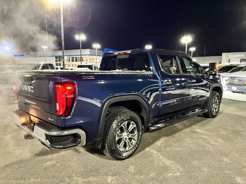 Used 2021 GMC Sierra 1500 SLT w/ Technology Package image 9
