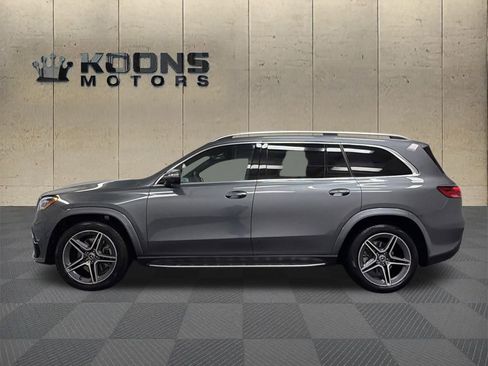 Used 2025 Mercedes-Benz GLS 450 4MATIC image 4