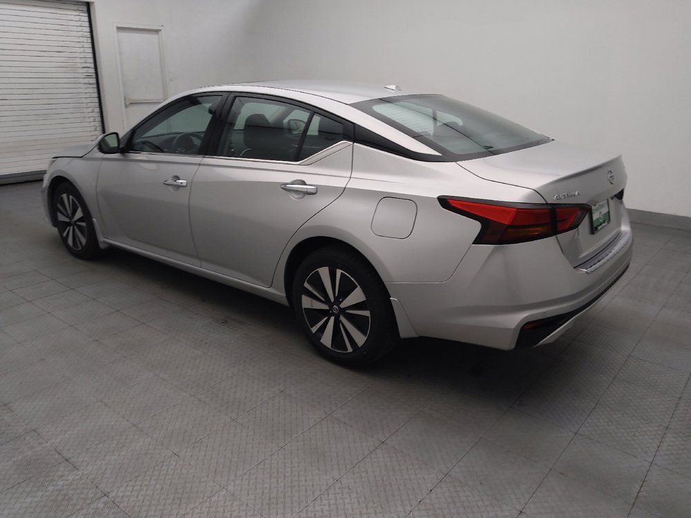 Used 2020 Nissan Altima 2.5 SV AWD/4WD image 3