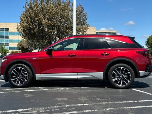 Used 2024 Acura ZDX A-Spec image 7