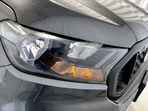 Used 2019 Ford Ranger XL w/ Equipment Group 101A Mid image 12