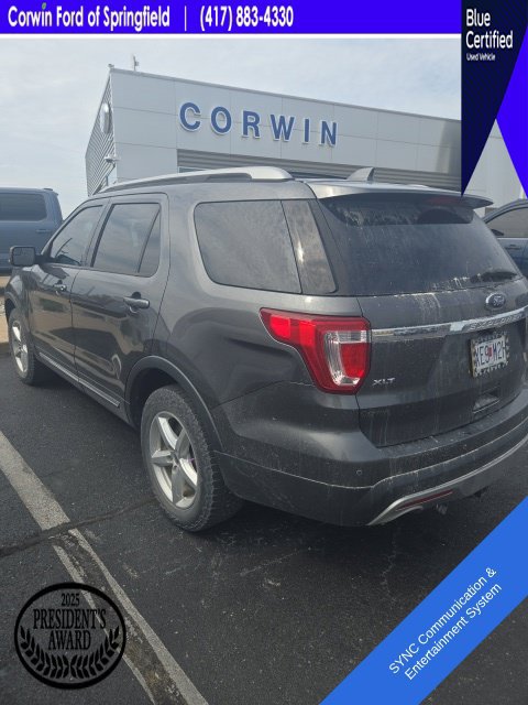 Used 2017 Ford Explorer XLT AWD/4WD image 5