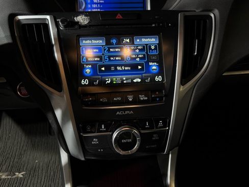 Used 2017 Acura TLX w/ Technology Package FWD image 13