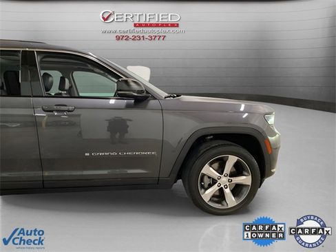 Used 2022 Jeep Grand Cherokee L Limited image 11