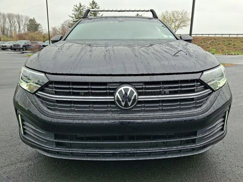 Used 2024 Volkswagen Jetta Sport image 2