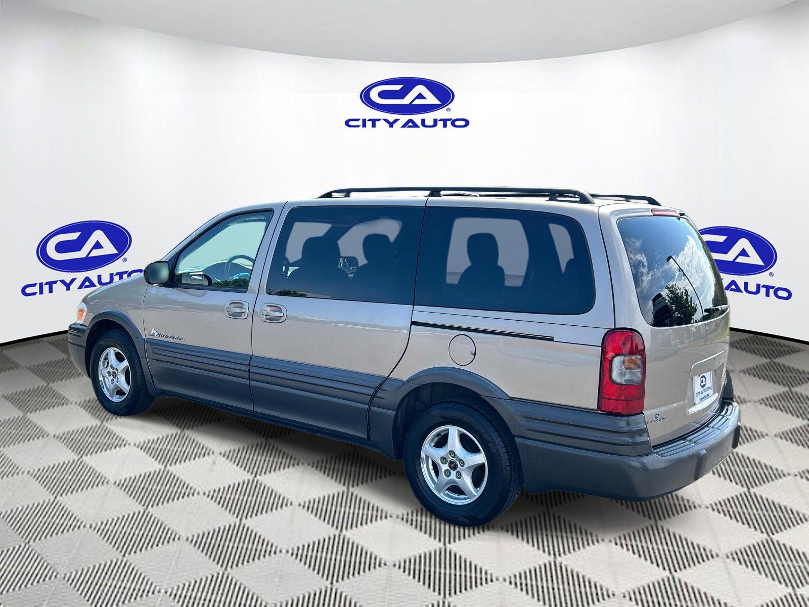 Used 2003 Pontiac Montana Extended FWD image 5