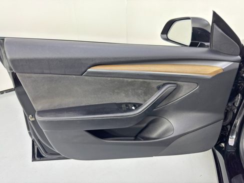 Used 2022 Tesla Model 3 Performance image 43