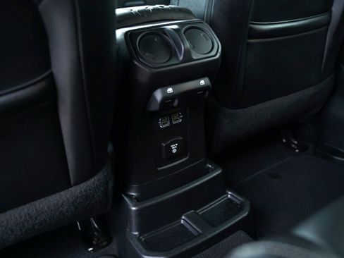 Used 2018 Jeep Wrangler Unlimited Sahara w/ Dual Top Group image 26