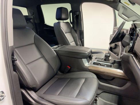 Used 2024 Chevrolet Silverado 1500 LT Trail Boss w/ LT Trail Boss Premium Package image 32