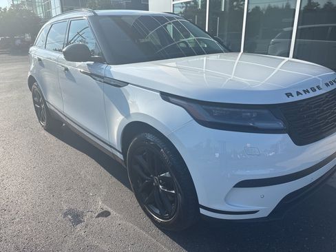 Used 2024 Land Rover Range Rover Velar S image 12