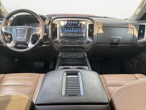 Used 2019 GMC Sierra 3500 Denali w/ Duramax Plus Package AWD/4WD image 10