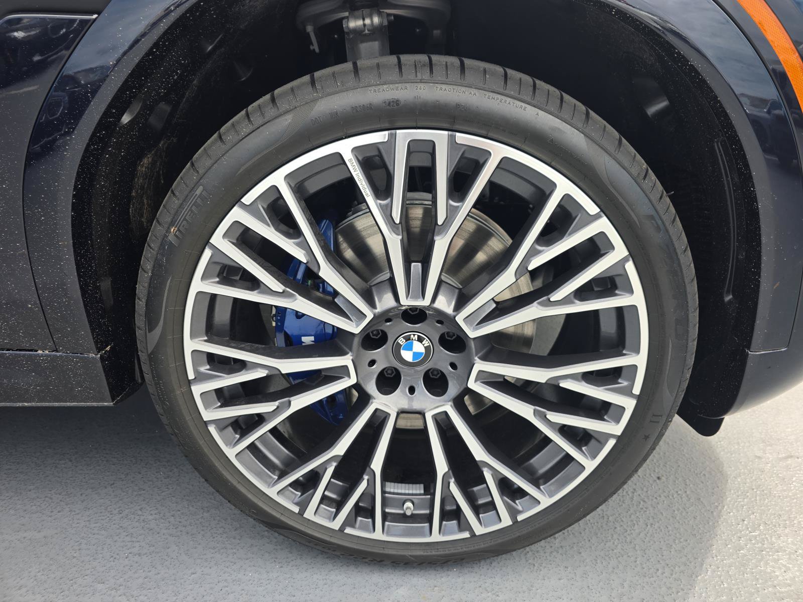 New 2027 BMW X6 xDrive40i w/ Climate Comfort Package AWD/4WD image 3
