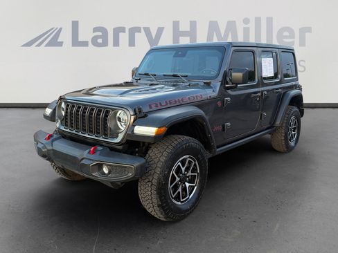 Used 2024 Jeep Wrangler Unlimited Rubicon AWD/4WD image 1
