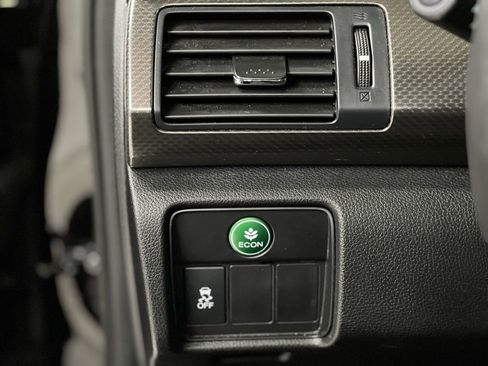 Used 2017 Honda Accord EX-L image 24