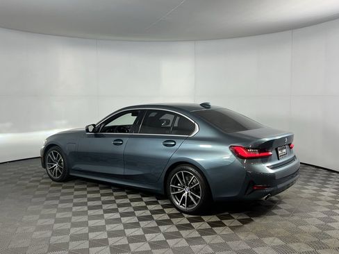 Used 2021 BMW 330e w/ Convenience Package image 8