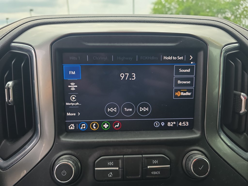 Used 2021 Chevrolet Silverado 1500 LT w/ Convenience Package II AWD/4WD image 18
