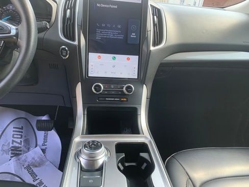 Used 2024 Ford Edge SEL image 21