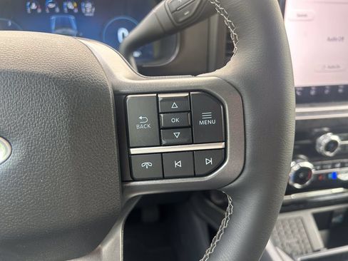 New 2026 Ford F250 Lariat w/ Black Appearance Package AWD/4WD image 32