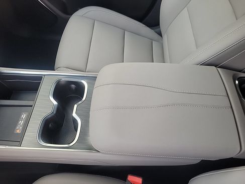 New 2026 GMC Acadia Elevation w/ Elevation Premium Package FWD image 17