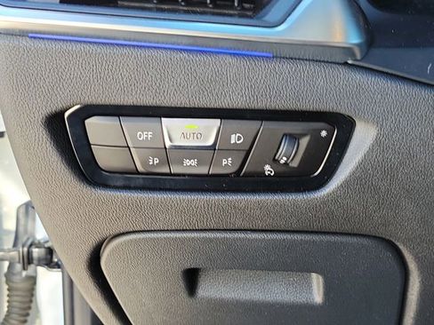 Used 2021 BMW M3 Competition image 30