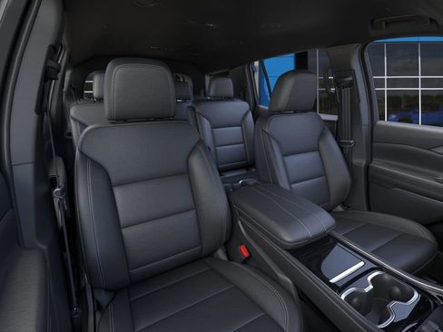 New 2026 Chevrolet Traverse LT w/ Enhanced Driving Package image 17