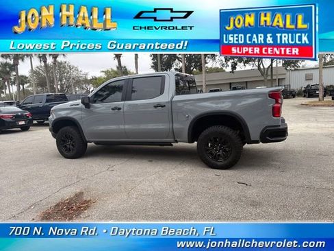 Used 2024 Chevrolet Silverado 1500 ZR2 w/ Technology Package image 6