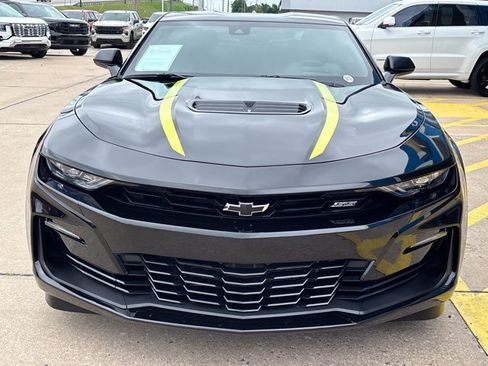 Used 2023 Chevrolet Camaro SS RWD image 8