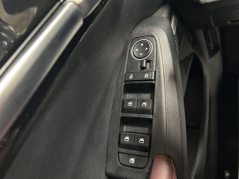 Used 2023 Kia Seltos SX image 22