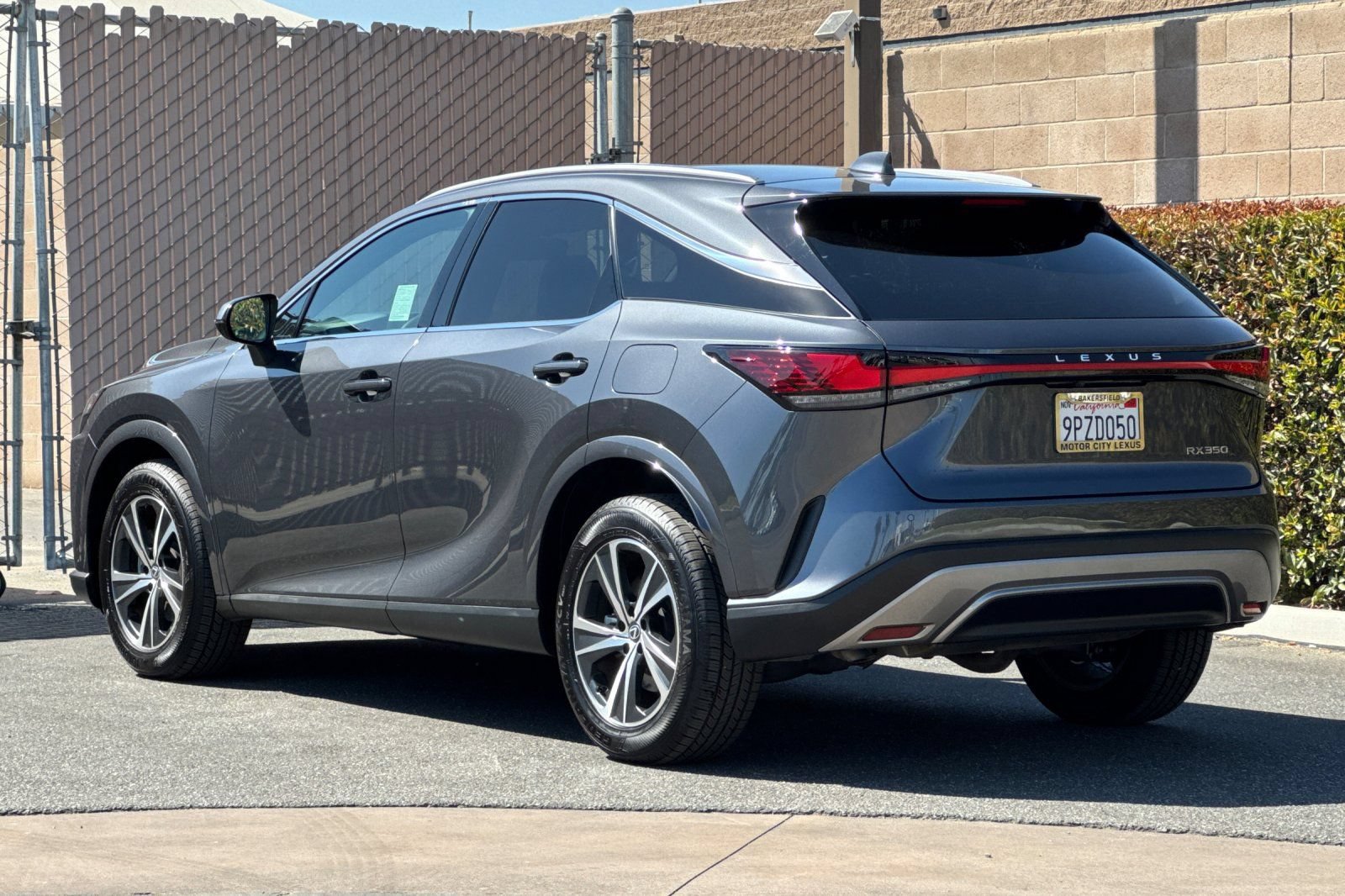 Used 2024 Lexus RX 350 FWD w/ Technology Package image 6
