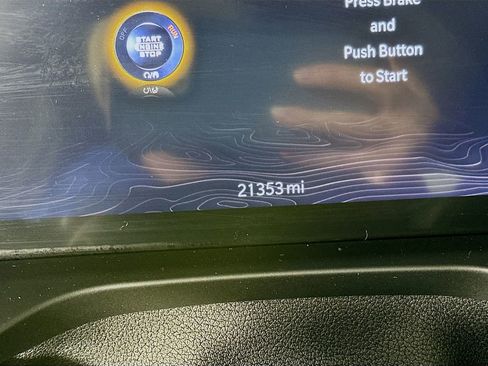 Certified 2024 Jeep Grand Cherokee Altitude image 21