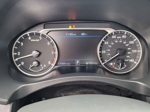 Used 2025 Nissan Altima 2.5 SV image 19