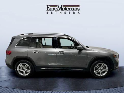 Used 2021 Mercedes-Benz GLB 250 4MATIC image 6