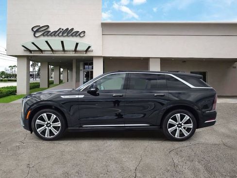 Used 2025 Cadillac Escalade IQ Luxury 1 image 2