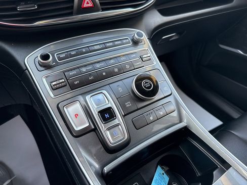 Used 2023 Hyundai Santa Fe SEL w/ Premium Package image 19