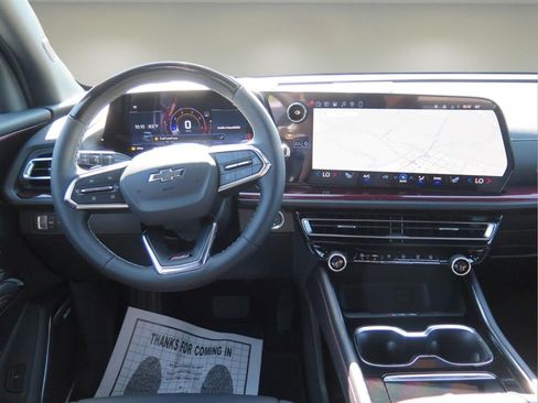 New 2026 Chevrolet Traverse Z71 w/ Enhanced Driving Package AWD/4WD image 21