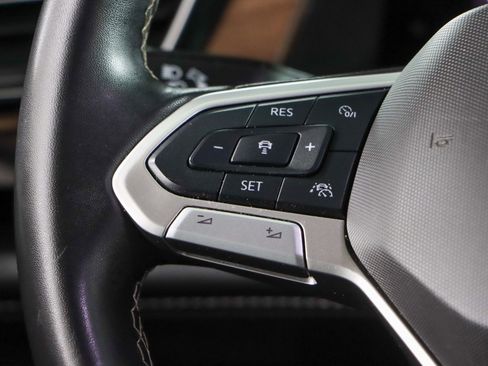 Used 2024 Volkswagen Atlas SE image 13