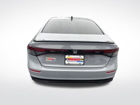 Used 2023 Honda Accord Sport image 4