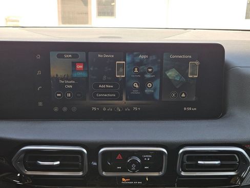 New 2026 Nissan Sentra SR w/ SR Premium Package FWD image 25