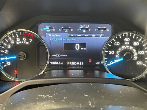 Used 2016 Ford F150 Lariat w/ Equipment Group 502A Luxury image 5