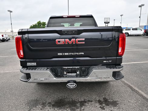 Used 2026 GMC Sierra 1500 SLT AWD/4WD image 7