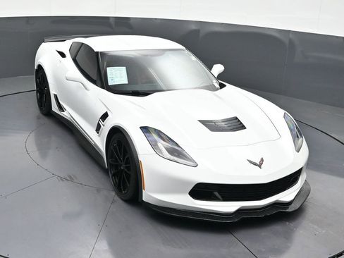 Used 2019 Chevrolet Corvette Grand Sport w/ Carbon Flash Badge Package image 22
