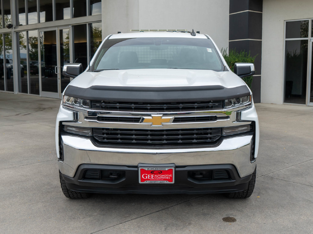 Used 2020 Chevrolet Silverado 1500 LT w/ Trailering Package AWD/4WD image 2