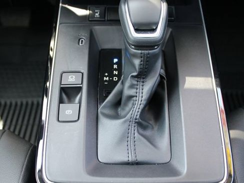 Certified 2026 Toyota Corolla Cross XLE w/ Convenience Package FWD image 32
